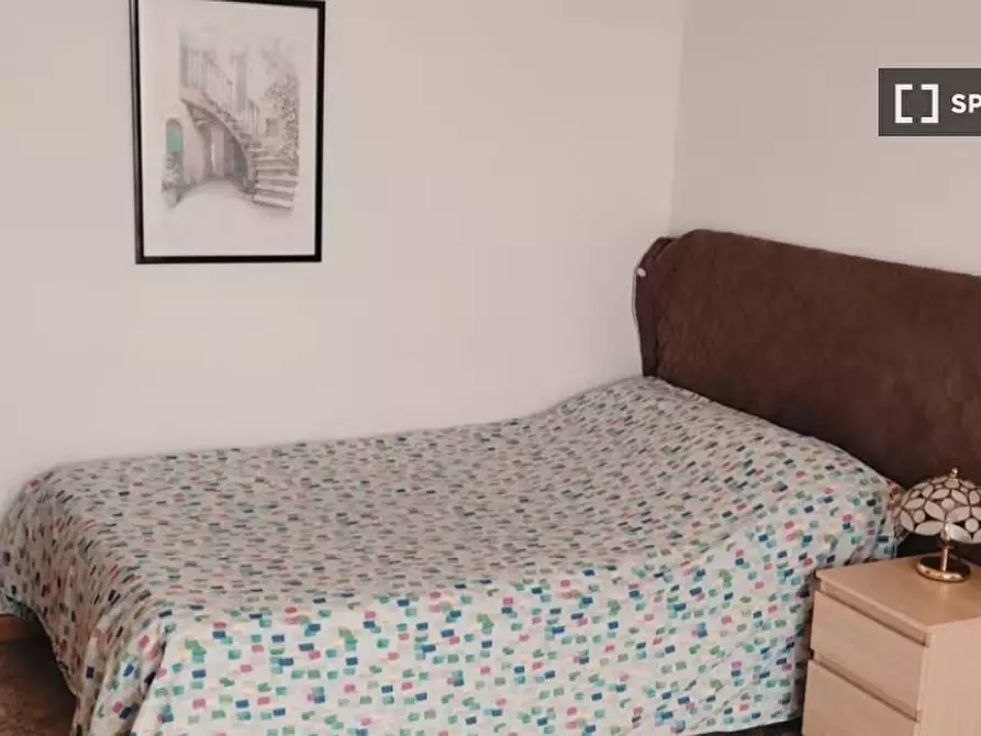 Immagine 3 di Camera condivisa in affitto  in Via Giacomo Quarenghi a Milano