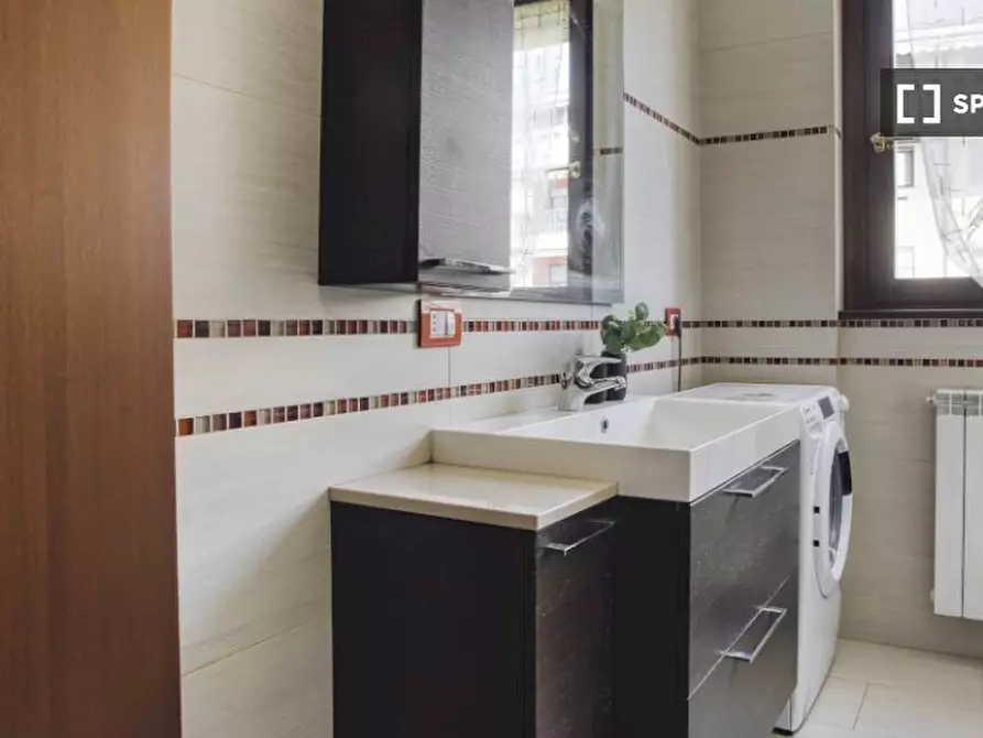 Immagine 6 di Camera condivisa in affitto  in Viale Carlo Espinasse a Milano