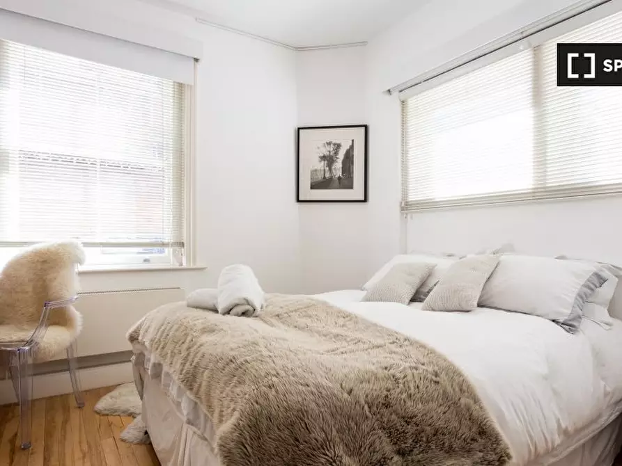 Immagine 4 di Appartamento in affitto  in Pembroke Mews a Kensington
