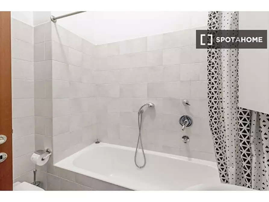 Immagine 15 di Appartamento in affitto  in Via Ascanio Sforza a Milano