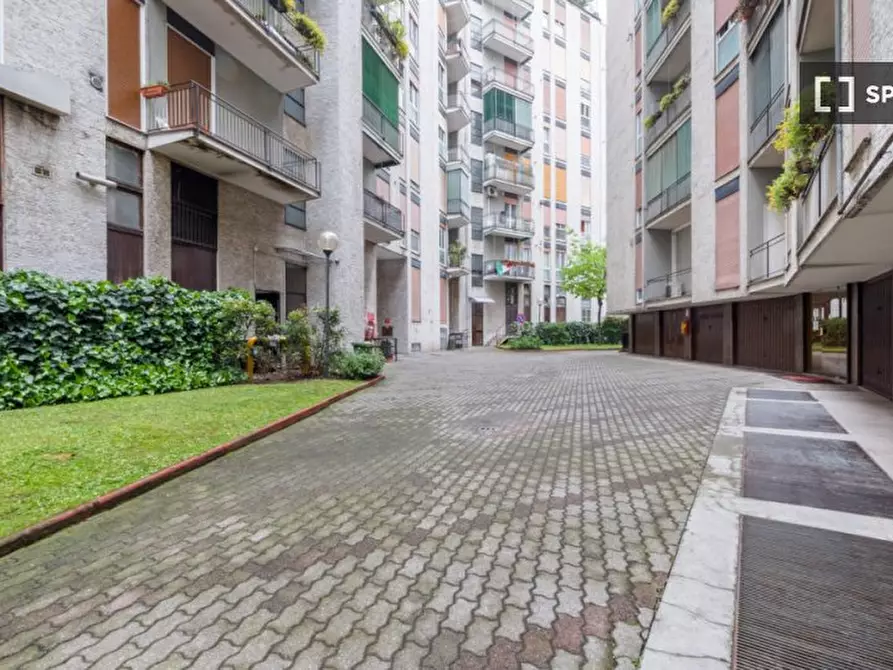 Immagine 13 di Camera condivisa in affitto  in Piazza Geremia Bonomelli a Milano