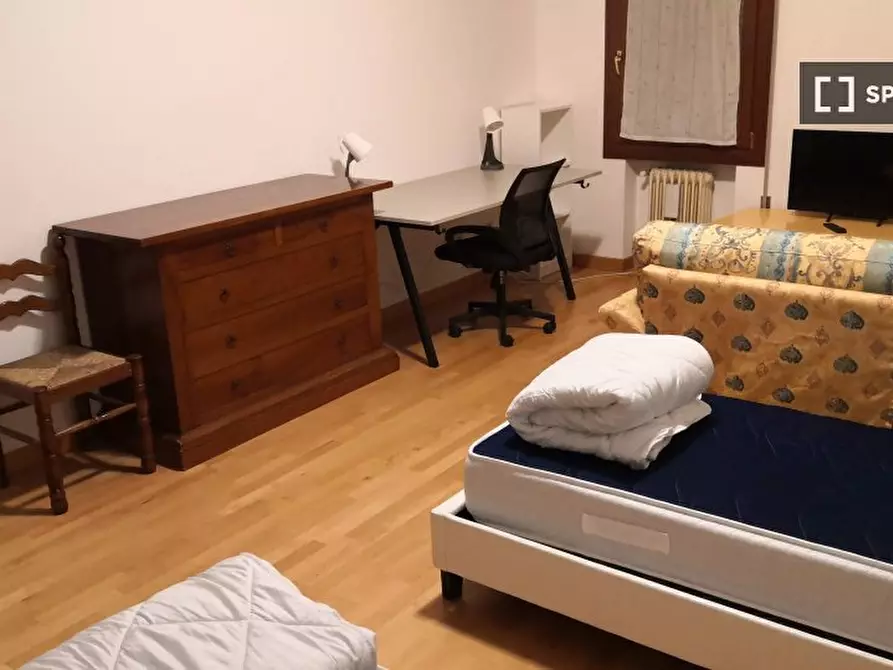 Immagine 4 di Camera condivisa in affitto  in Via Vecchia a Padova