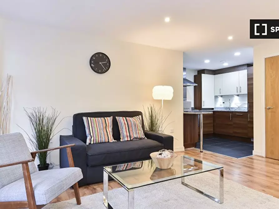 Immagine 3 di Appartamento in affitto  in Steward St a Poplar