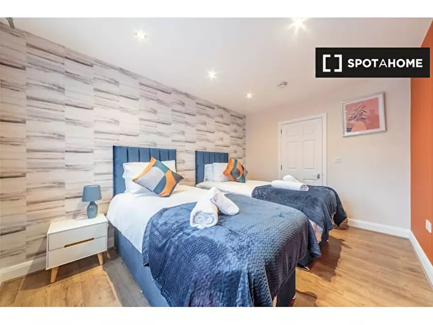 Immagine 11 di Appartamento in affitto  in Flata 1 Brick Ln a Enfield