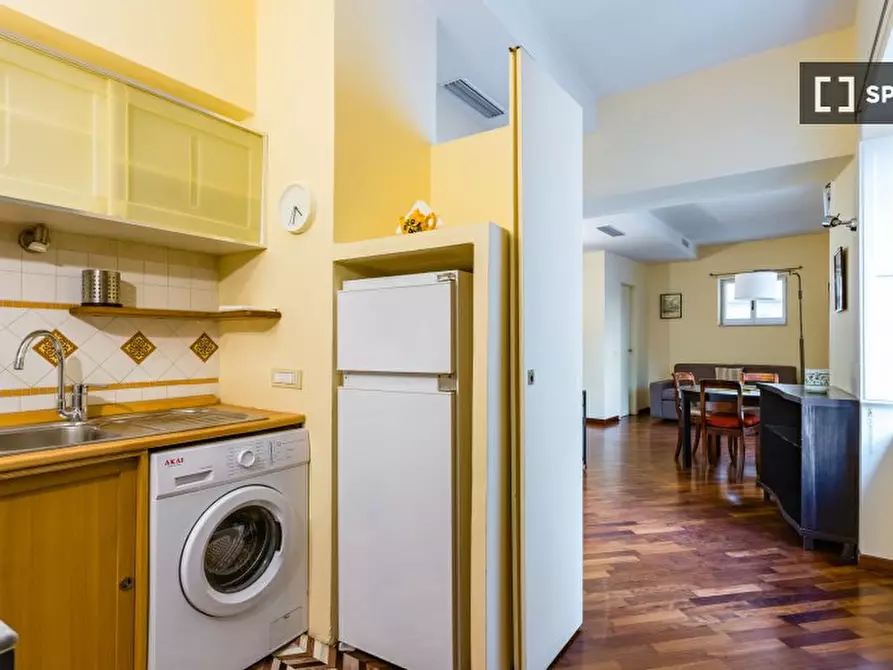 Immagine 11 di Appartamento in affitto  in Via Bisignano a Napoli