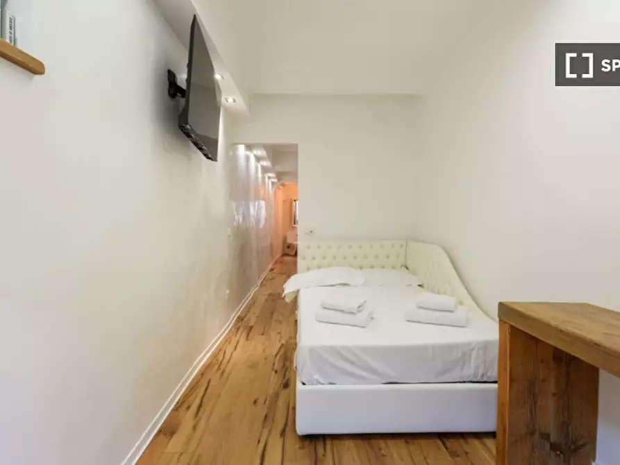 Immagine 9 di Appartamento in affitto  in Via Santa Maria a Firenze