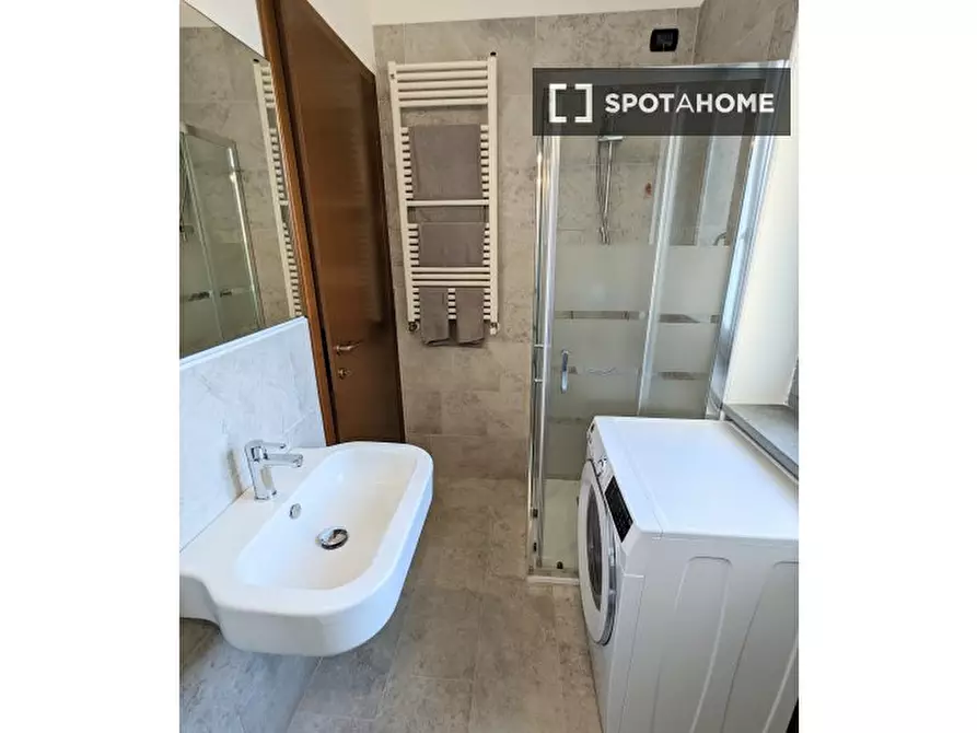 Immagine 6 di Appartamento in affitto  in Via Valassina a Milano