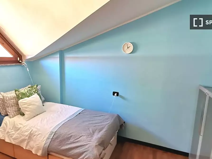 Immagine 4 di Camera condivisa in affitto  in Via Cusago a Milano