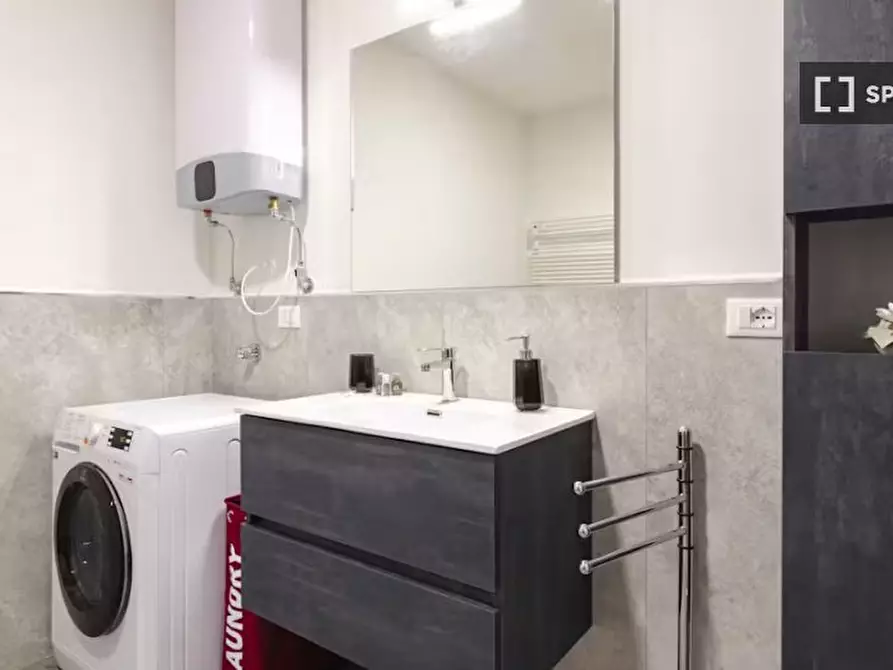 Immagine 12 di Ufficio in affitto  in Via Camillo Ranzani a Bologna