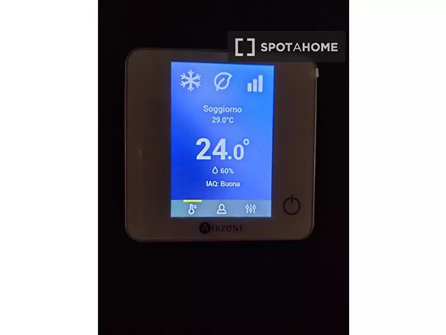 Immagine 7 di Camera condivisa in affitto  in Via S. Luca a Genova