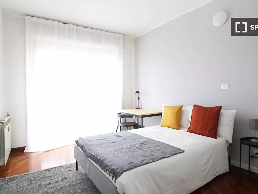 Immagine 1 di Camera condivisa in affitto  in Via Bolama a Milano