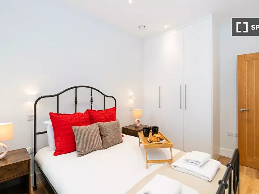 Immagine 7 di Appartamento in affitto  in High Street Mews a Merton
