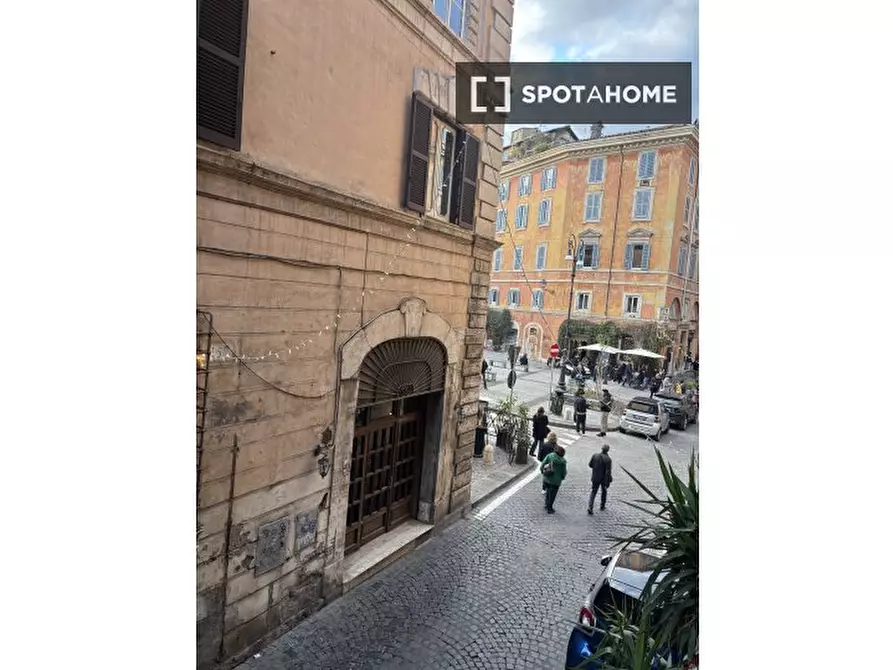 Immagine 3 di Ufficio in affitto  in Via di Monserrato a Roma