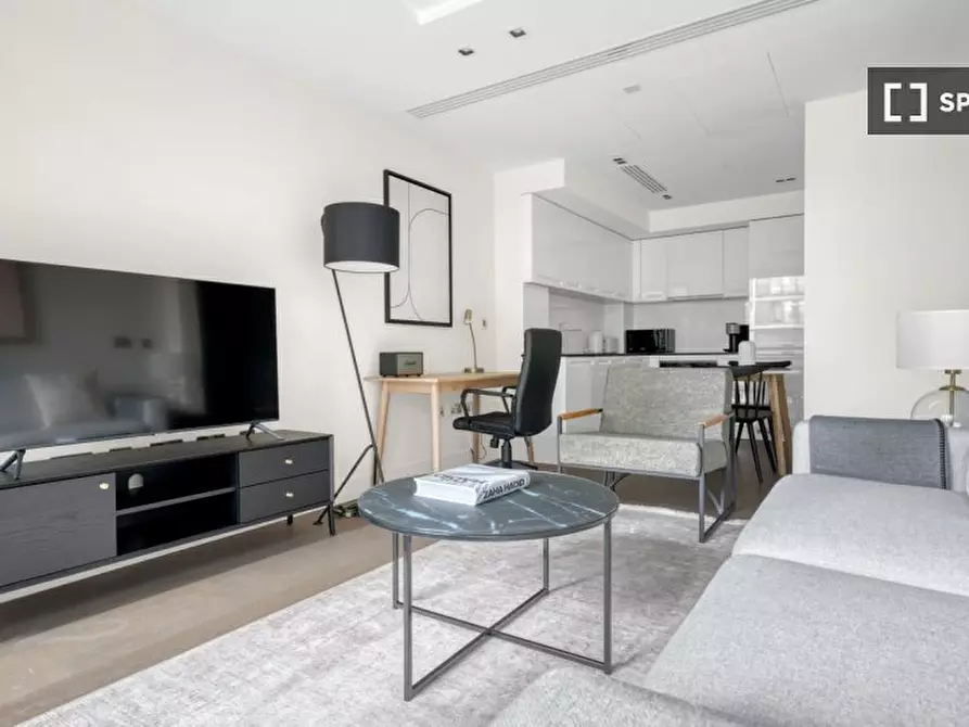 Immagine 3 di Appartamento in affitto  in Radnor Terrace a Hammersmith