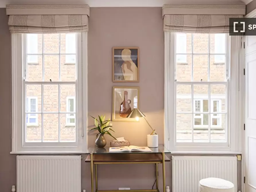 Immagine 4 di Appartamento in affitto  in Uxbridge St a Kensington