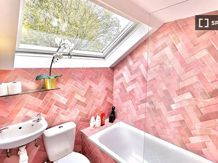 Immagine 8 di Appartamento in affitto  in B Amhurst Rd a Hackney