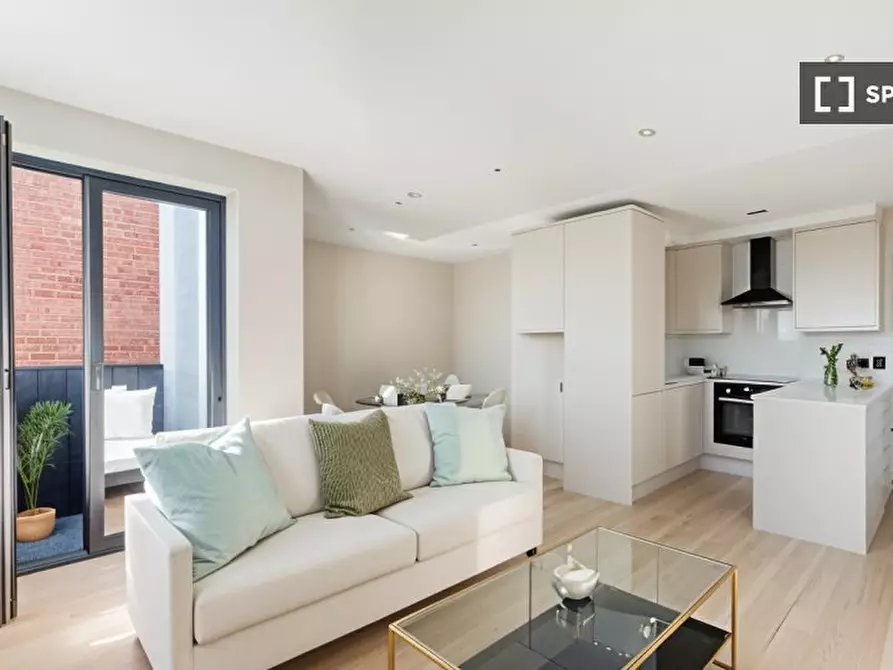 Immagine 1 di Appartamento in affitto  in Elm Grove a Merton