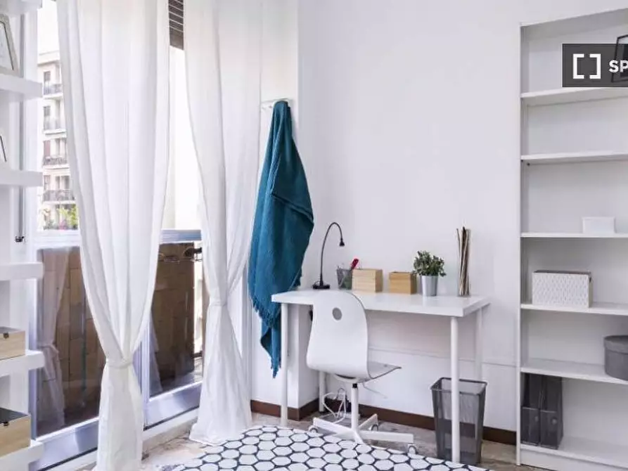 Immagine 5 di Camera condivisa in affitto  in Via Giuseppe Frua a Milano