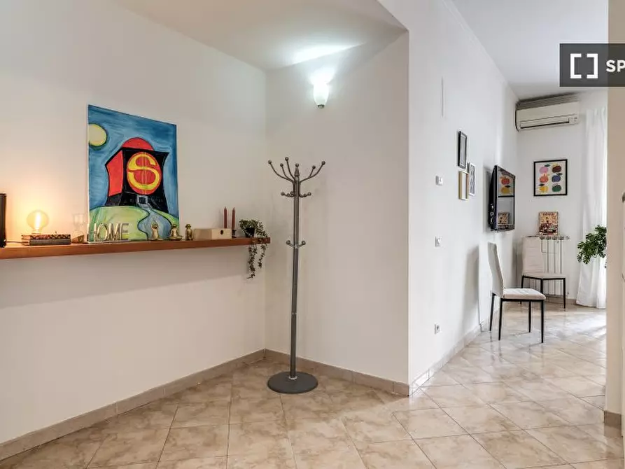 Immagine 5 di Appartamento in affitto  in Via dei Lauri a Roma