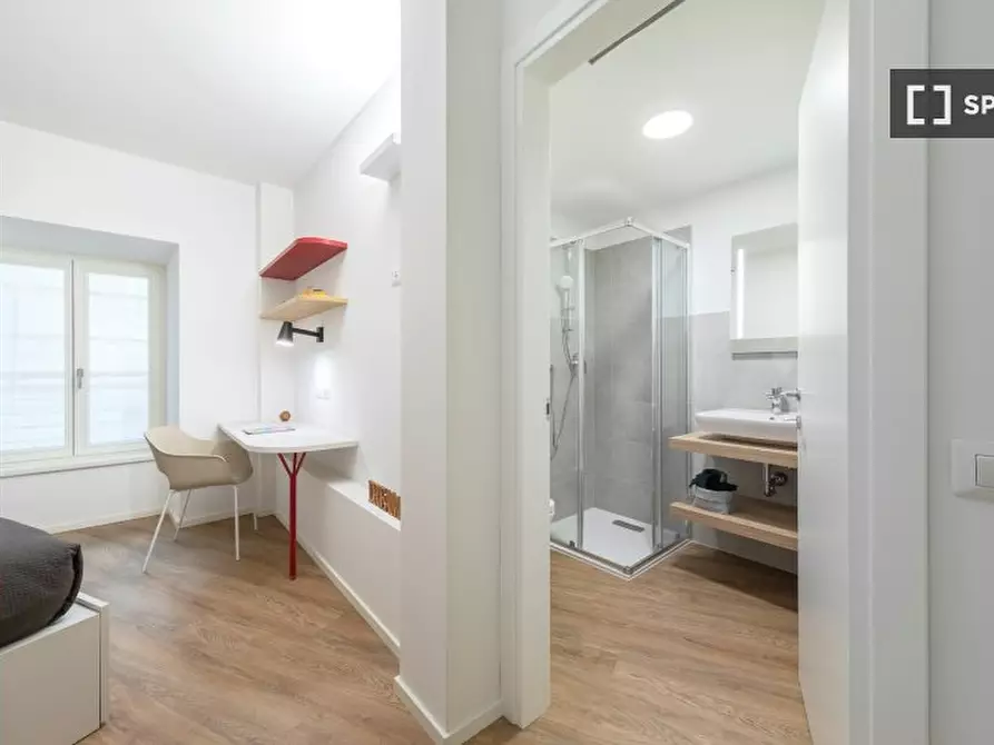 Immagine 2 di Camera condivisa in affitto  in San Giovanni a Trento