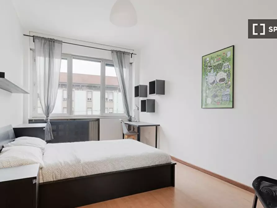 Immagine 2 di Camera condivisa in affitto  in Via Ernesto Breda a Milano