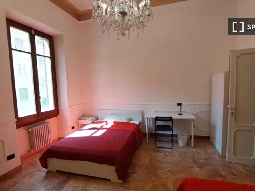 Immagine 2 di Camera condivisa in affitto  in Via Giuseppe la Farina a Firenze
