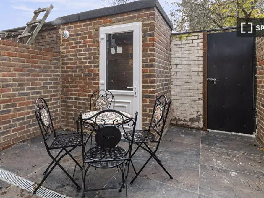 Immagine 10 di Appartamento in affitto  in Stonebridge Rd a Tottenham