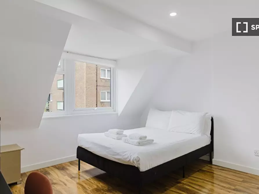 Immagine 3 di Appartamento in affitto  in Alberta St a Camberwell