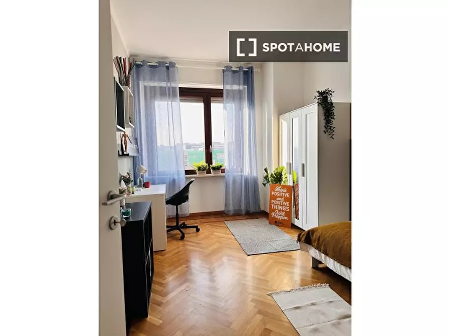 Immagine 8 di Camera condivisa in affitto  in Piazza Nizza n. a Torino