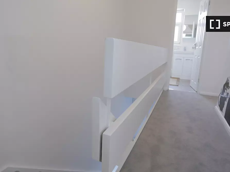 Immagine 11 di Camera condivisa in affitto  in Corringham Rd a Poplar