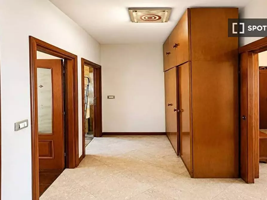 Immagine 8 di Appartamento in affitto  in Viale Omero a Milano