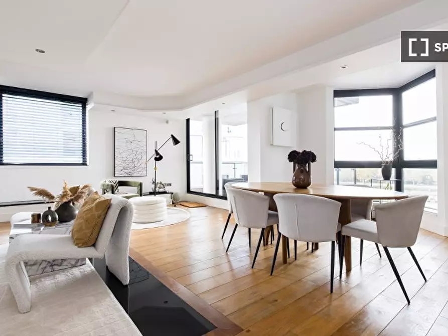 Immagine 9 di Appartamento in affitto  in Waterside Point a Wandsworth