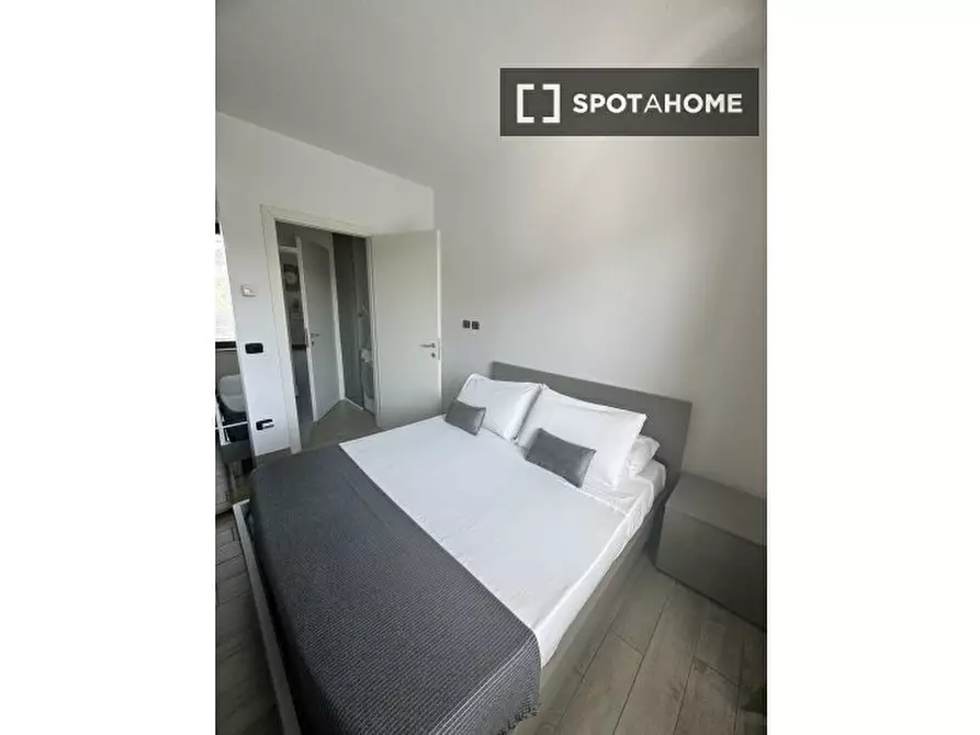 Immagine 17 di Appartamento in affitto  in Viale Belfiore a Firenze