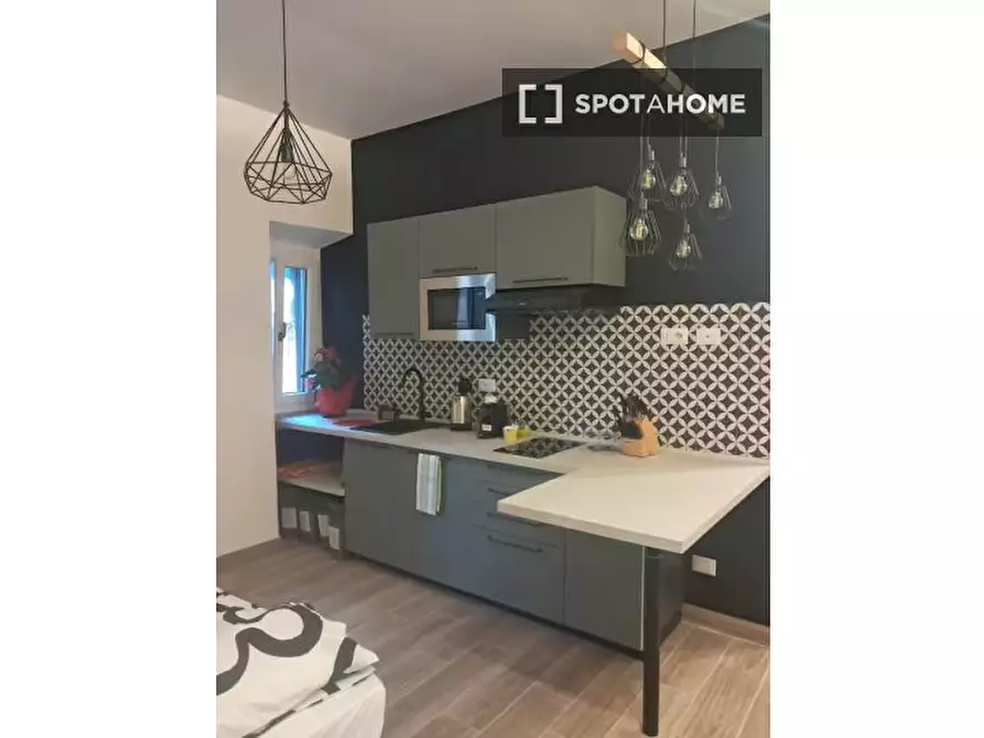 Immagine 2 di Appartamento in affitto  in Via Ettore Rolli a Roma