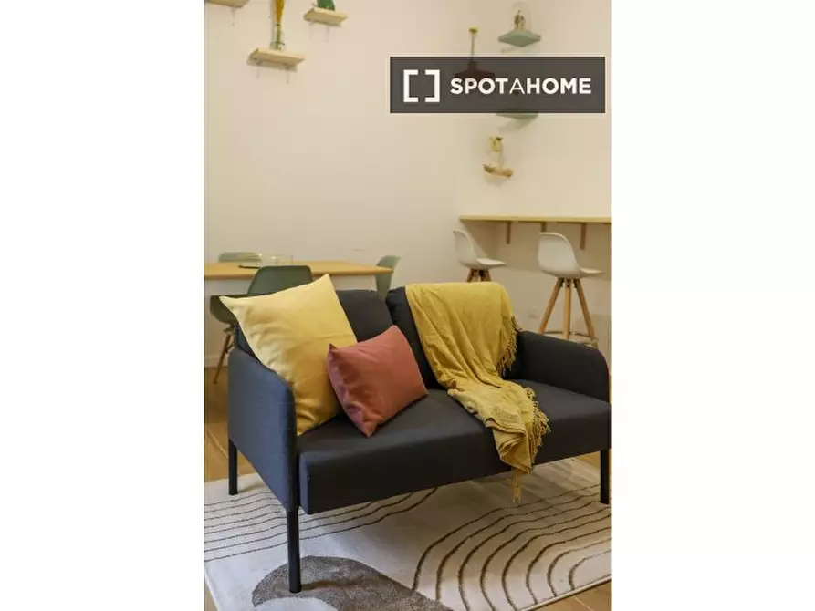 Immagine 12 di Camera condivisa in affitto  in Via Fossolo a Bologna