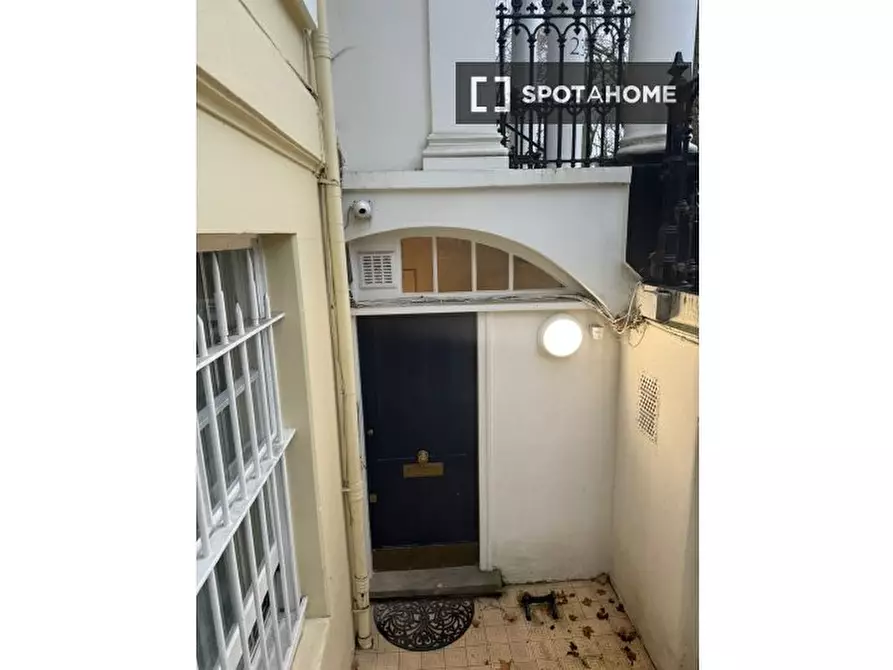 Immagine 18 di Ufficio in affitto  in a Cornwall Gardens a Kensington