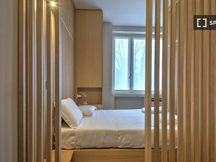 Immagine 14 di Ufficio in affitto  in Viale Vittorio Veneto a Milano