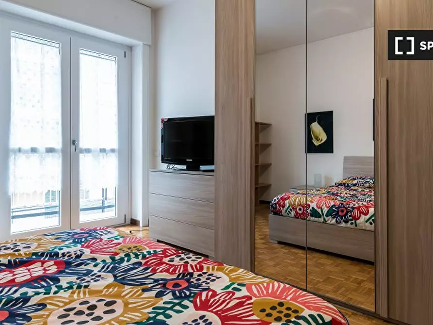 Immagine 3 di Camera condivisa in affitto  in Via Francesco de Sanctis a Milano