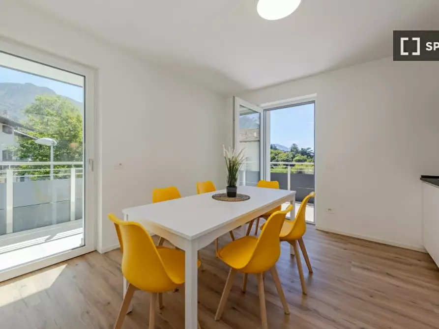 Immagine 11 di Camera condivisa in affitto  in per Cognola a Trento