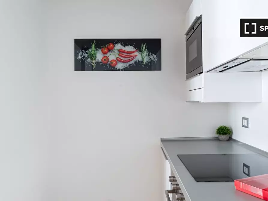 Immagine 11 di Appartamento in affitto  in Via del Boschetto a Roma