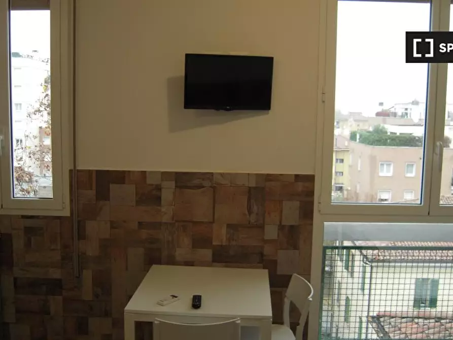 Immagine 3 di Ufficio in affitto  in Via Marco Emilio Lepido a Bologna