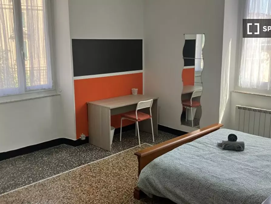 Immagine 14 di Camera condivisa in affitto  in SALITA PIANO DI ROCCA/5 a Genova