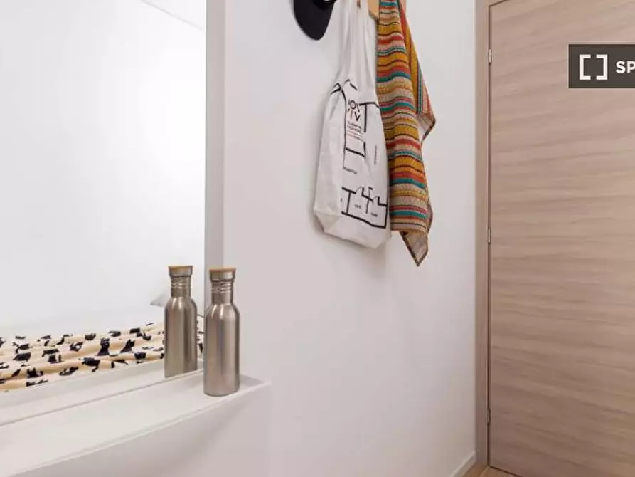 Immagine 3 di Camera condivisa in affitto  in Via Carlo Pedrotti a Torino