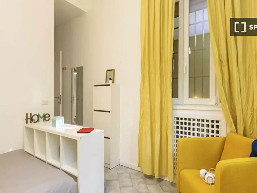 Immagine 3 di Camera condivisa in affitto  in Corso San Gottardo a Milano