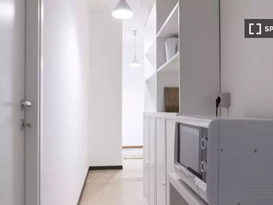 Immagine 11 di Camera condivisa in affitto  in Viale Carlo Espinasse a Milano