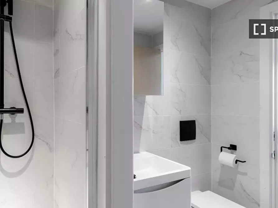 Immagine 7 di Ufficio in affitto  in Flat a Kensington