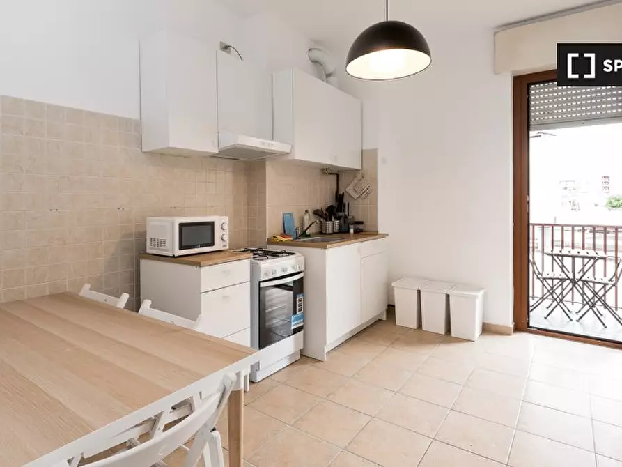 Immagine 9 di Camera condivisa in affitto  in Via Carlo Valvassori Peroni a Milano