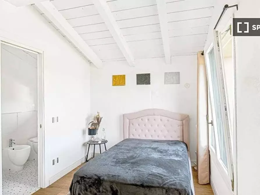 Immagine 1 di Camera condivisa in affitto  in Via Ilvo Baronti a Lamporecchio