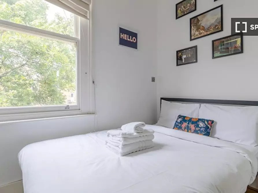 Immagine 8 di Appartamento in affitto  in Willesden Ln a Camden Town