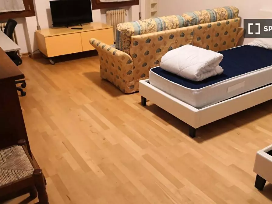 Immagine 5 di Camera condivisa in affitto  in Via Vecchia a Padova